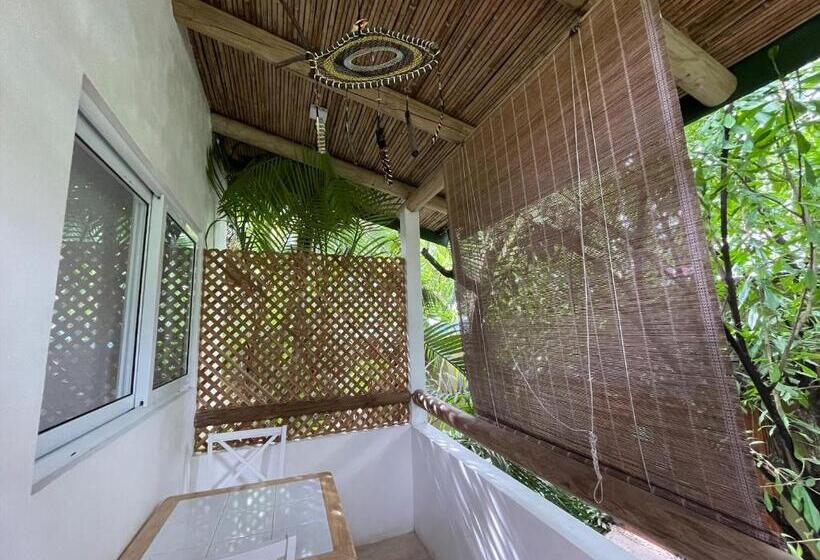 חדר בסיסי לשלושה, Dreamcatcher Hotel   Atrapasueños