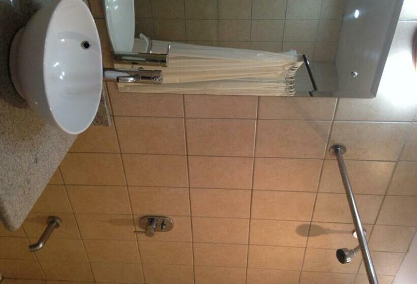 スタンダードルーム, El Bramadero