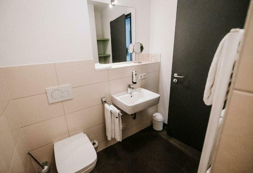 バルコニー付きスタンダードルーム, Gut Gremmelin