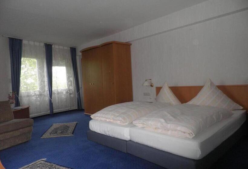 주니어 스위트, Haarener Hof