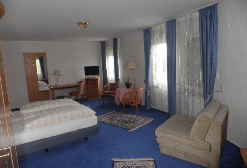 Quarto Estandar, Haarener Hof