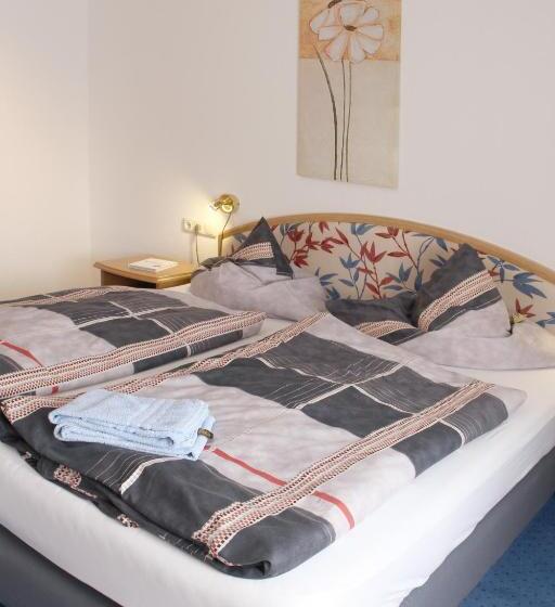 컴포트 룸, Haarener Hof