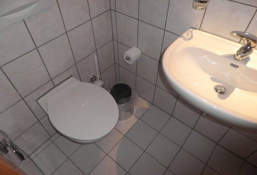 컴포트 룸, Haarener Hof