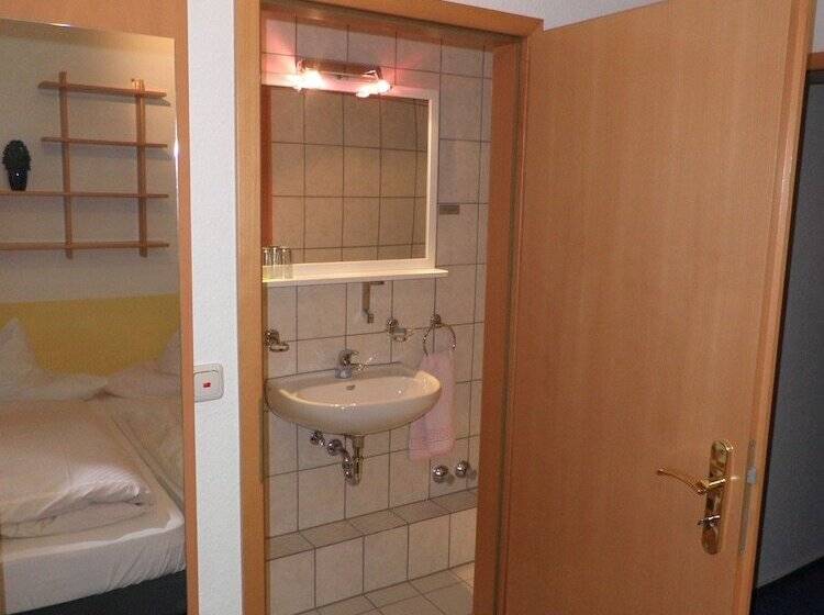 Quarto Estandar Individual, Haarener Hof