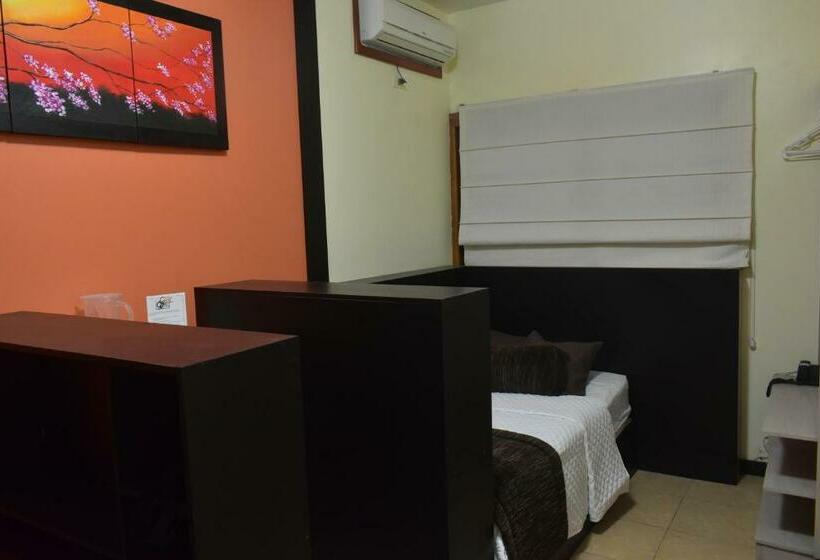 Номер Economy, La Laguna Galapagos