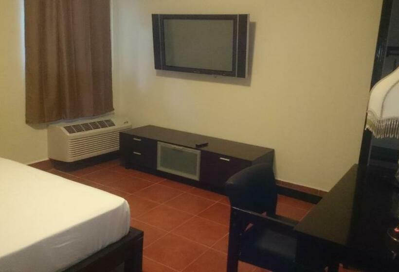 اتاق لوکس, Los Altos Esteli