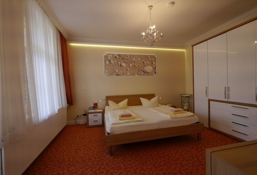 آپارتمان 1 خوابه, Pension Mittag