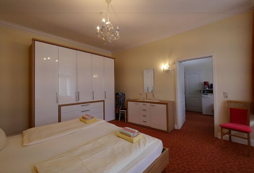 آپارتمان 1 خوابه, Pension Mittag