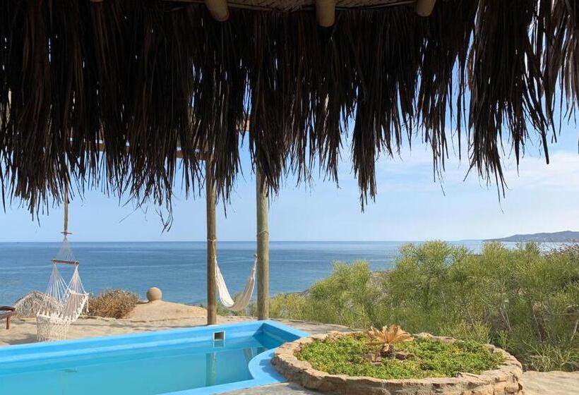 بانگلوی سوپریور, La Playa