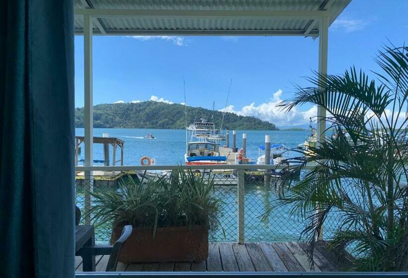 Люкс, Banana Bay Marina