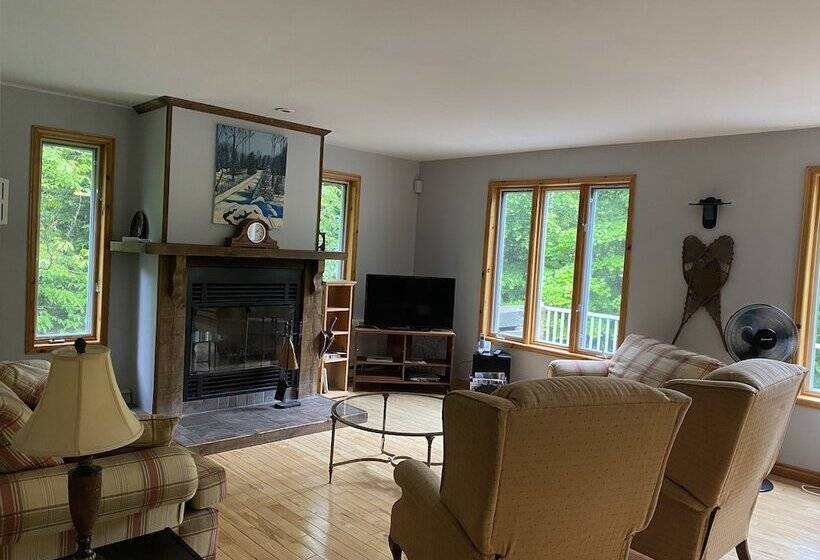 کلبه ییلاقی, Chalets & Studios Le Vent Du Nord