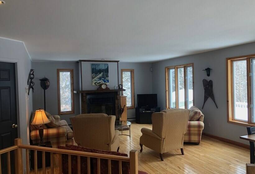 کلبه ییلاقی, Chalets & Studios Le Vent Du Nord