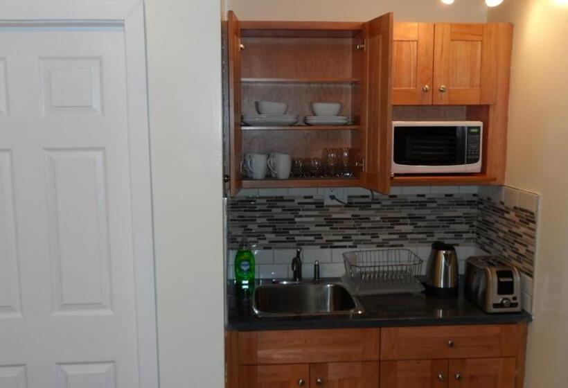 디럭스 룸, Cherry Tree Inn Victoria