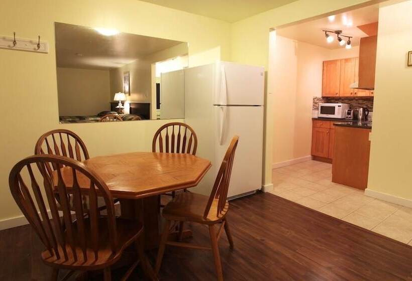 주니어 스위트, Cherry Tree Inn Victoria