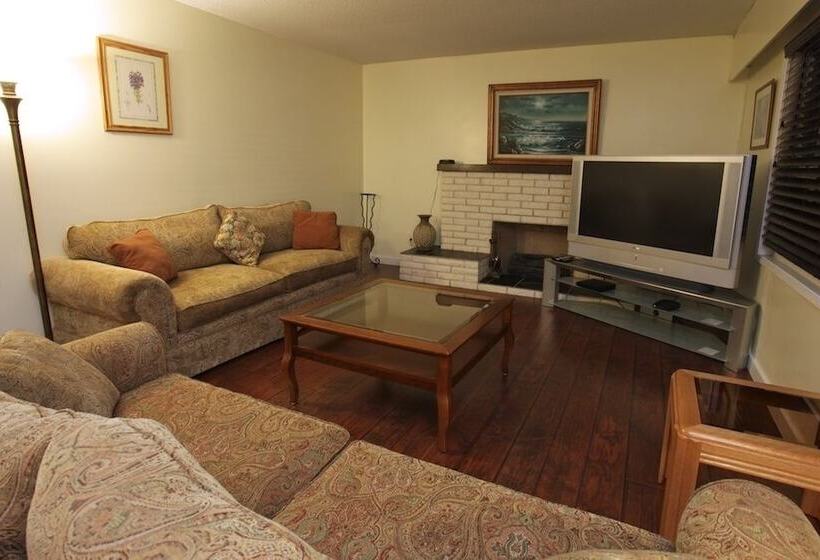 패밀리 스위트, Cherry Tree Inn Victoria