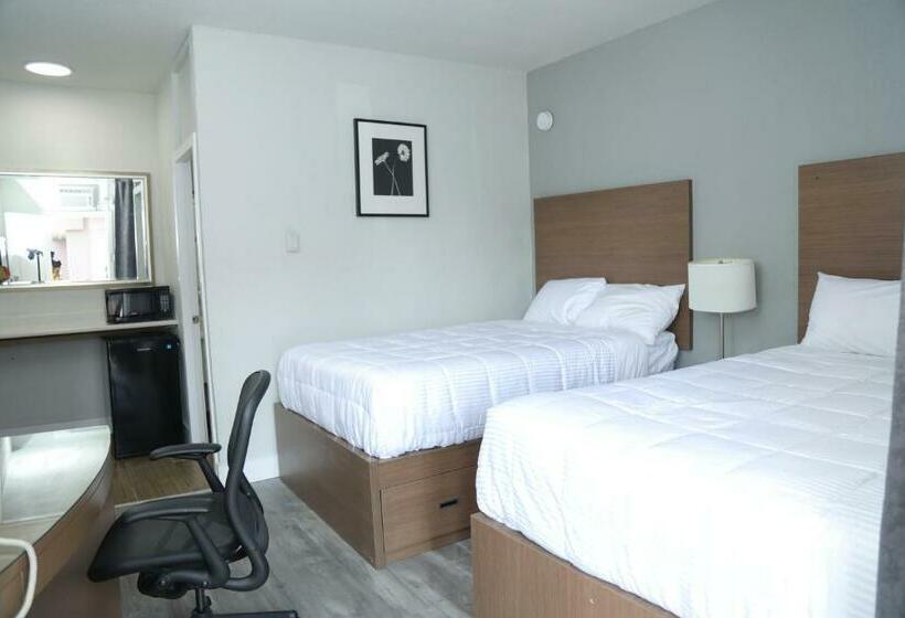 Номер Стандарт, Fraser Inn