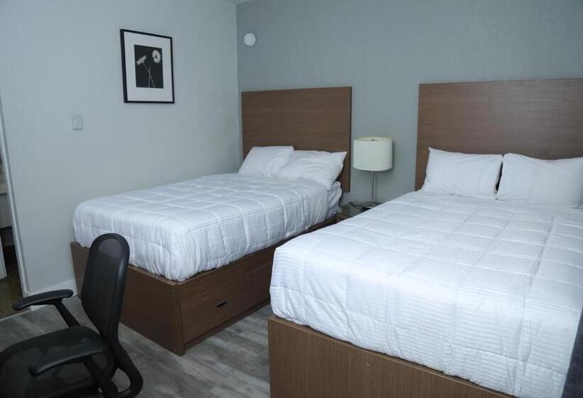 Номер Deluxe, Fraser Inn