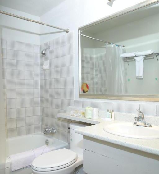 Стандартный Номер Кровать Кинг, Fraser Inn