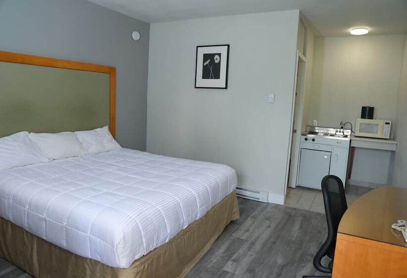 Номер Deluxe, Fraser Inn