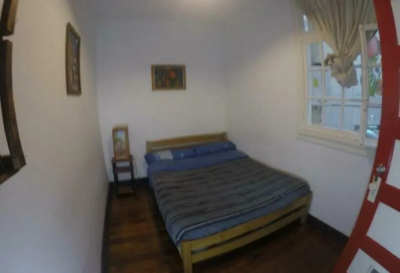 اتاق کلاسیک, Lemuria Hostel