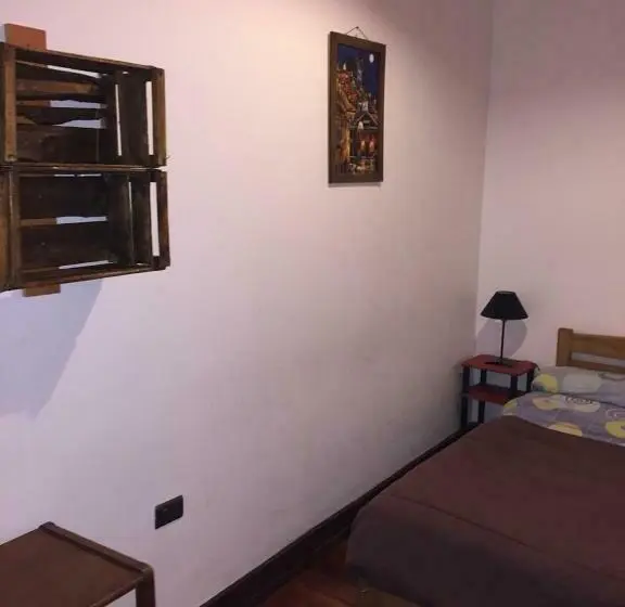 اتاق کلاسیک, Lemuria Hostel