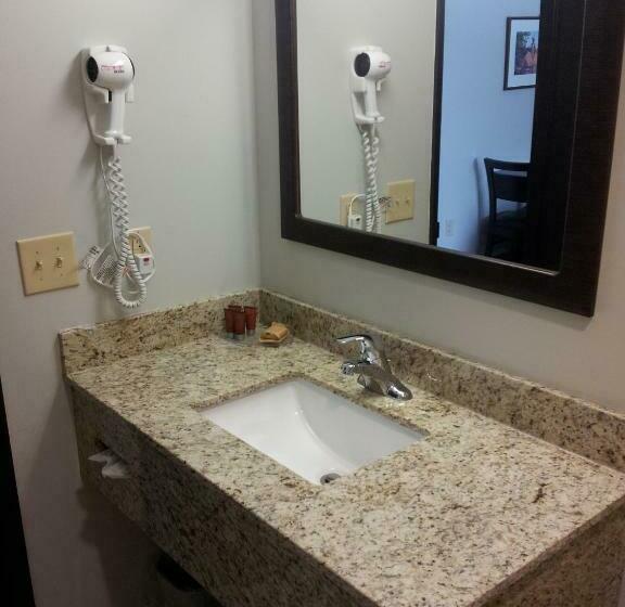 جناح إدارى, Midland Inn & Suites