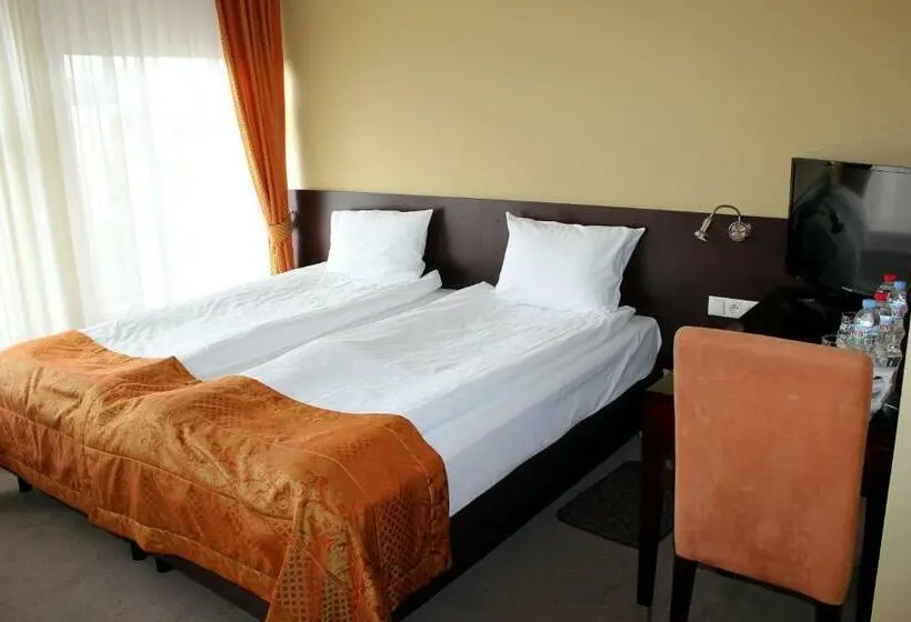 Standard-huone, Santana