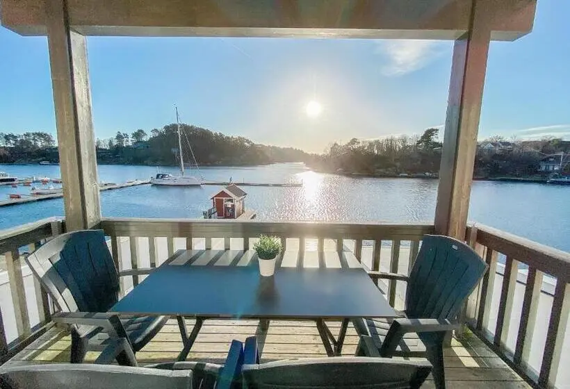 1 Bedroom Apartment Lake View, Tregde Ferie