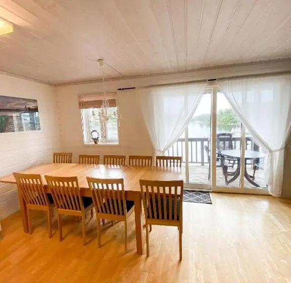 Huoneisto 1 Makuuhuone Merinäkymä, Tregde Ferie