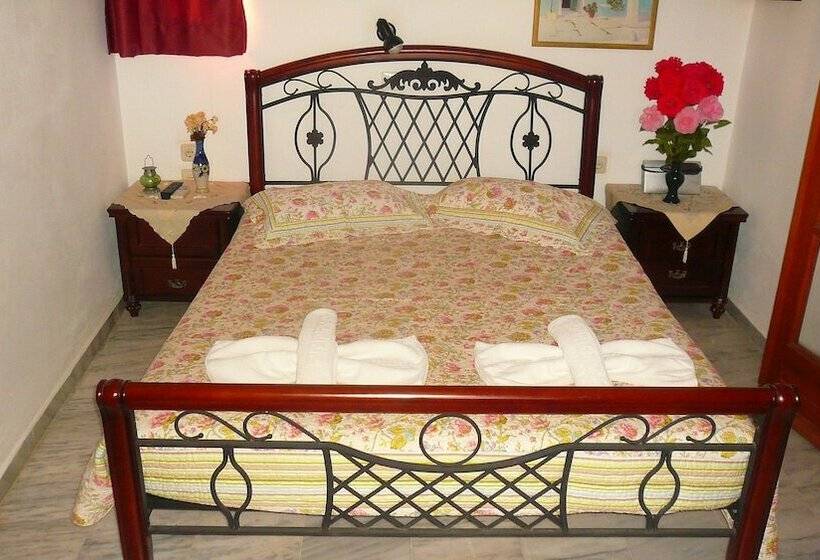 스탠다드 스튜디오, Villa Elizea