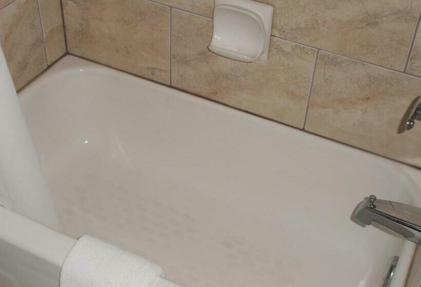 ２ダブルベッドのスタンダードルーム, Maples Motel