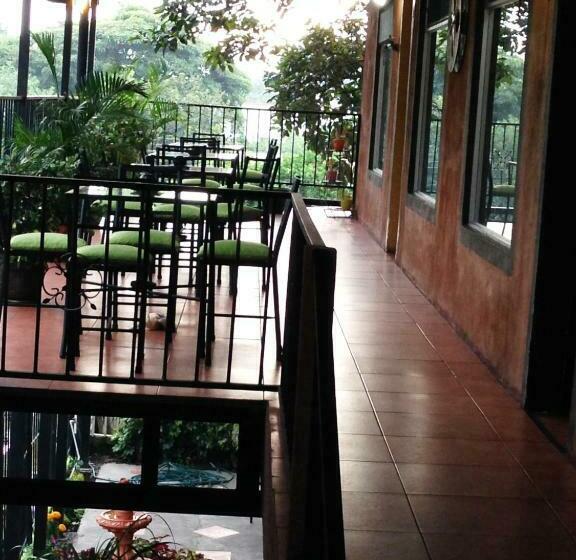 اتاق استاندارد یک نفره, Melrost Airport Bed & Breakfast