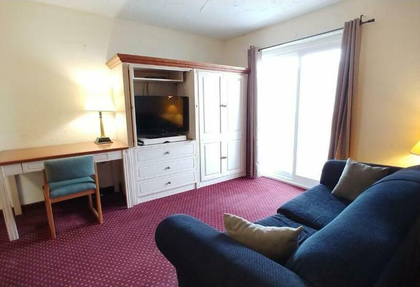 סוויטה, Sand Castle Suites Motel