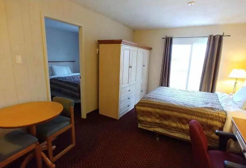 Perhehuone, Sand Castle Suites Motel
