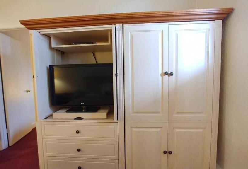 جناح, Sand Castle Suites Motel