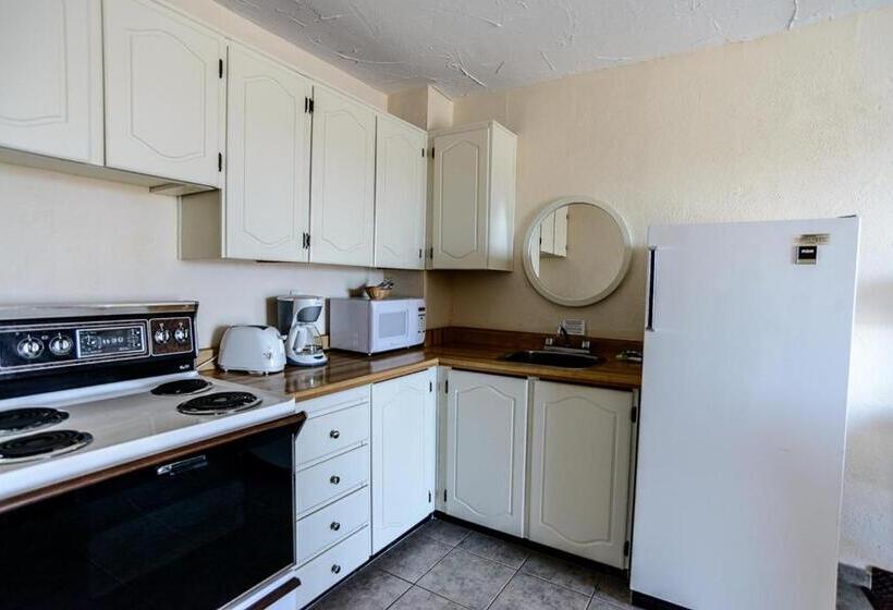 غرفة إقتصادية عائلية, Sand Castle Suites Motel