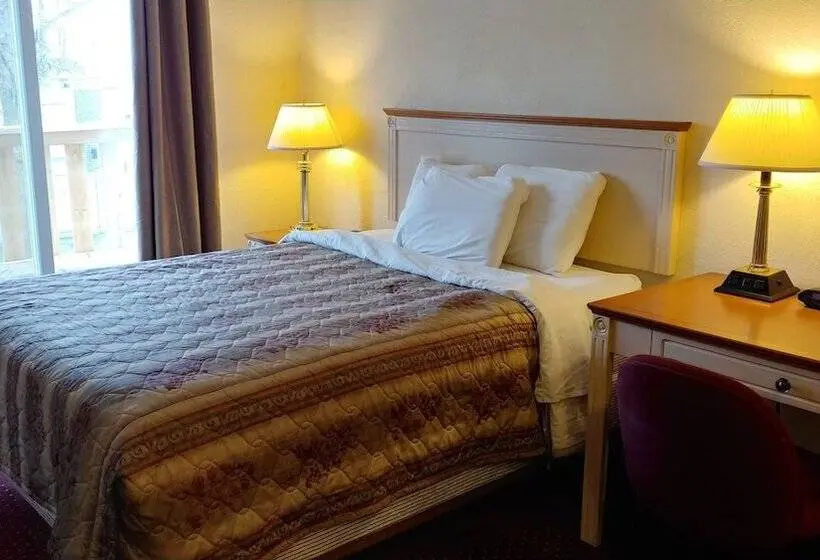 Perhehuone, Sand Castle Suites Motel