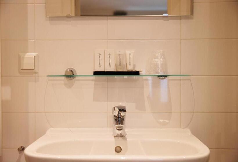 اتاق استاندارد یک نفره, Stadshotel Rijssen