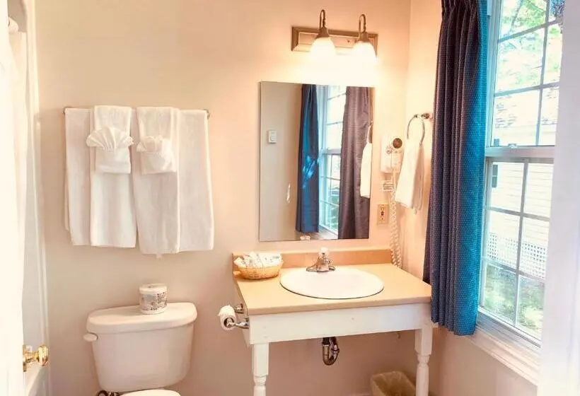 Standard Interior Room
