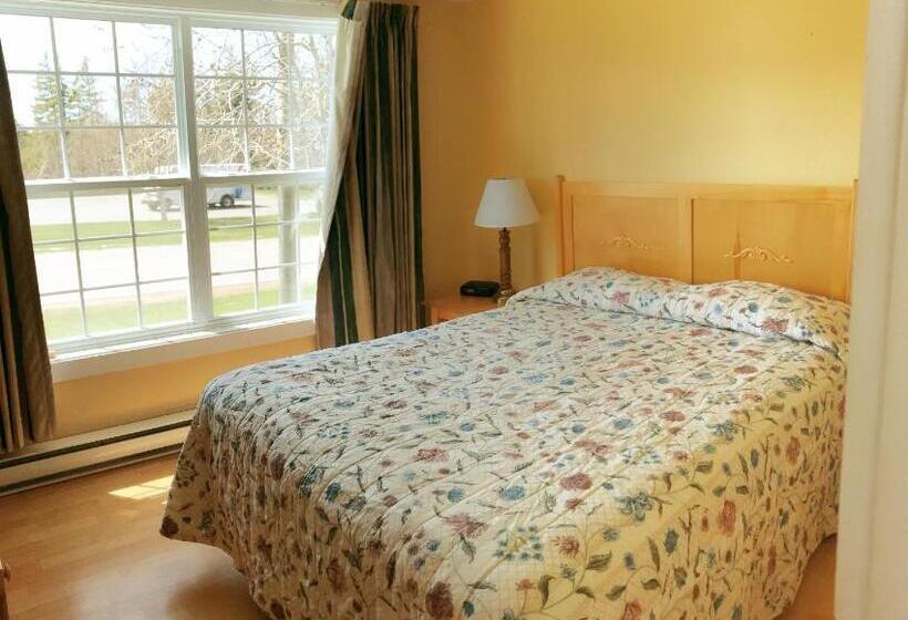 شقة 3 غرف, The Cavendish Motel