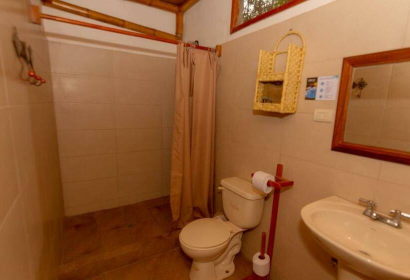 Семейный Номер, Tuzco Lodge