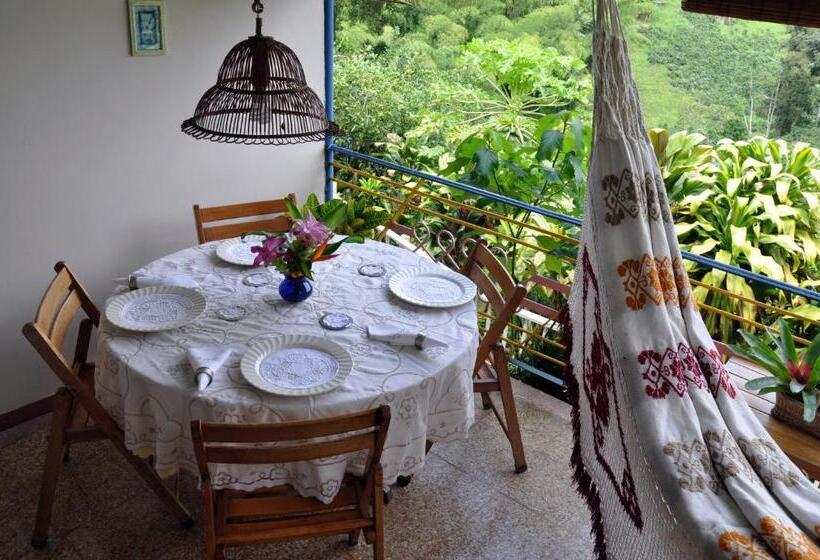 Quarto Quádruplo Estandar, Finca Machangara