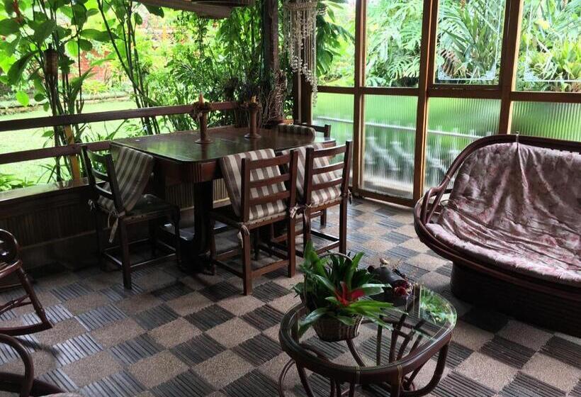 Quarto Familiar, Finca Machangara