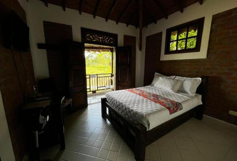 اتاق لوکس, Finca Hotel Casa Nostra, Villa Manuela