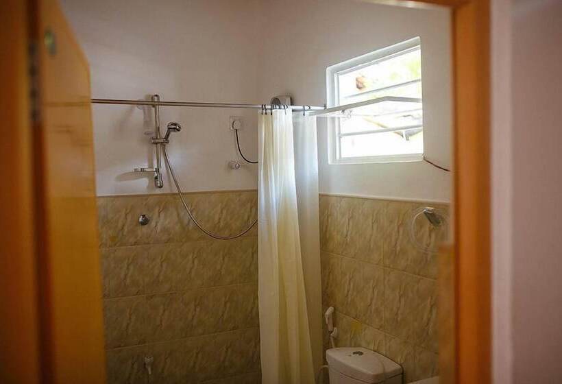 Standard Værelse, Hostel First Mirissa