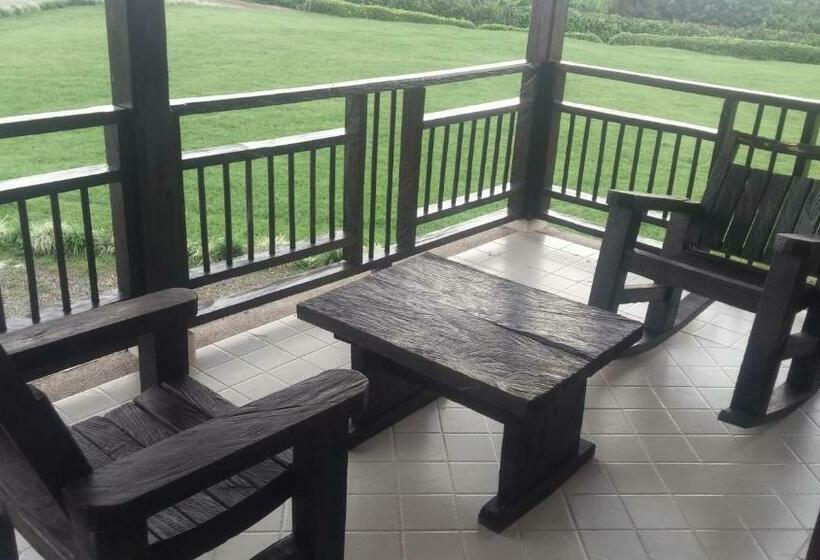 اتاق لوکس, Finca Hotel Casa Nostra, Villa Manuela