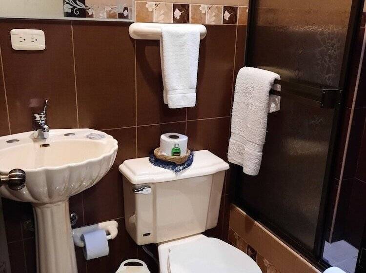 Номер Комфорт, La Posada Cuencana