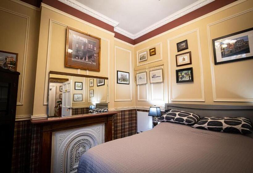 バス共有のスタンダードルーム, Pring Guesthouse