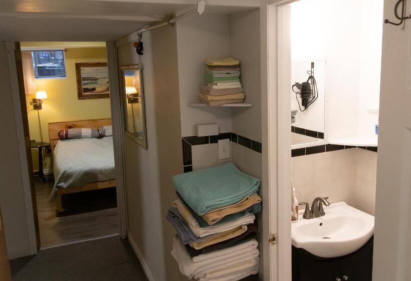 اتاق استاندارد با سرویس بهداشتی مشترک, Pring Guesthouse