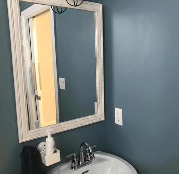 ルームシェアのワンベッド, Pring Guesthouse